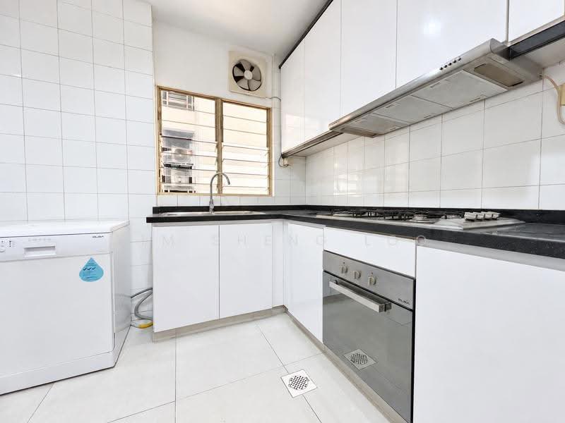 Leonie Condotel, 2 Leonie Hill Road, Orchard / River Valley, 4 Bedrooms, 2,568 sqft, Condominium For Rent, by Lim Sheng Loo, 500254726 - Kitchen - PropertyGuru.com.sg