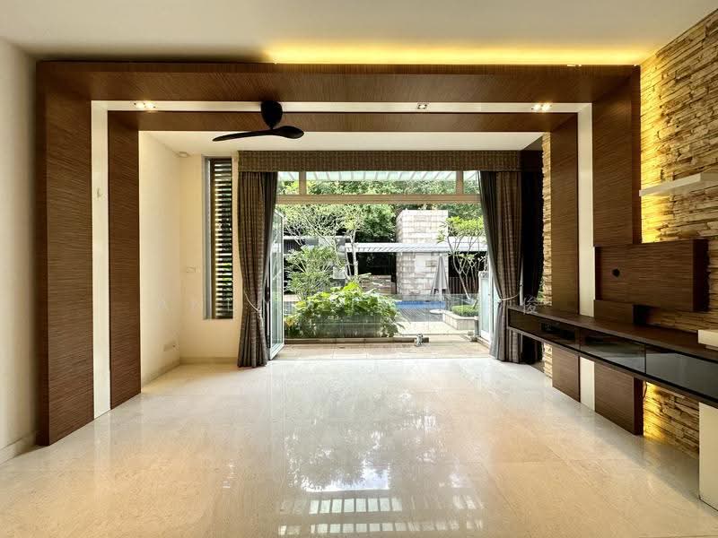 The Greenwood, 205 Greenwood Avenue, Newton / Novena, 5 Bedrooms, 3,025 sqft, Terraced House For Sale, by Andy Lim 林佳俊, 500254733 - Living Room - PropertyGuru.com.sg