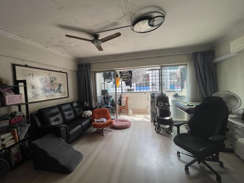 323 Jurong East Street 31, 323 Jurong East Street 31, Boon Lay / Jurong / Tuas, 4 Bedrooms, 1,582 sqft, HDB Flat For Sale, by Angie Teo, 500254743 - Living Room - PropertyGuru.com.sg