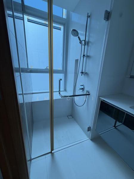 76 Shenton, 76 Shenton Way, Chinatown / Tanjong Pagar, 1 Bedroom, 592 sqft, Apartment For Rent, by Emi Chai, 500254749 - Bathroom - PropertyGuru.com.sg