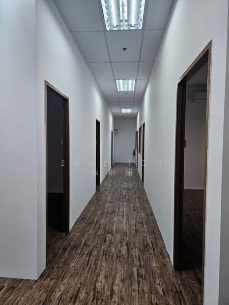 Mega@Woodlands, 39 Woodlands Close, Admiralty / Woodlands, 152 sqft, Light Industrial (B1) For Rent, by Zane Toh 卓琳丽, 500254752 - Corridor - CommercialGuru.com.sg