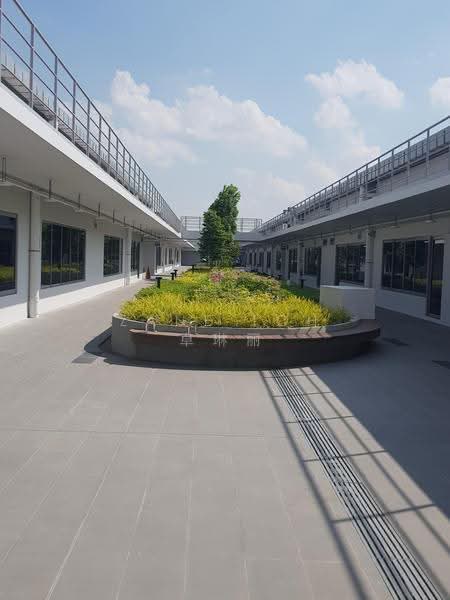 Mega@Woodlands, 39 Woodlands Close, Admiralty / Woodlands, 152 sqft, Light Industrial (B1) For Rent, by Zane Toh 卓琳丽, 500254752 - Exterior - CommercialGuru.com.sg