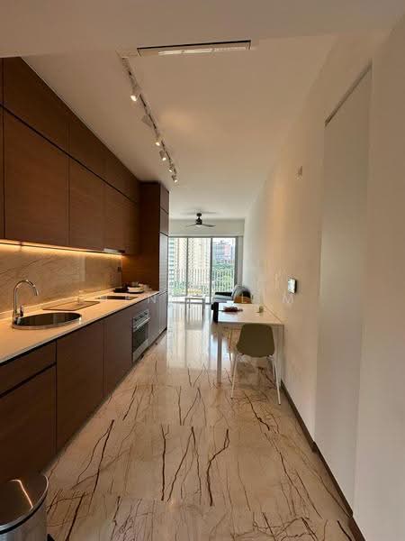 Queens Peak, 1 Dundee Road, Alexandra / Commonwealth, 2 Bedrooms, 775 sqft, Condominium For Sale, by Henry Lim, 500254758 - Kitchen - PropertyGuru.com.sg