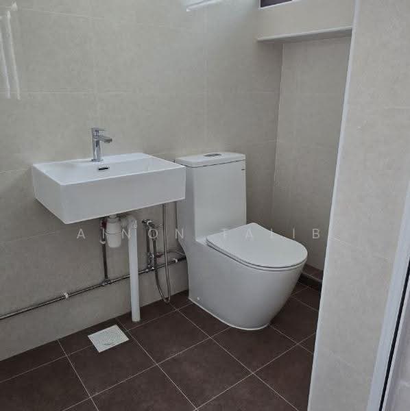 361 Yung An Road, 361 Yung An Road, Boon Lay / Jurong / Tuas, 3 Bedrooms, 1,173 sqft, HDB Flat For Sale, by Ainon Talib, 500254760 - Bathroom - PropertyGuru.com.sg