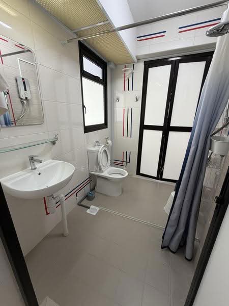 118A Canberra Crescent, 118A Canberra Crescent, Sembawang / Yishun, 1 Bedroom, 509 sqft, HDB Flat For Rent, by Terence Tan, 500254761 - Bathroom - PropertyGuru.com.sg