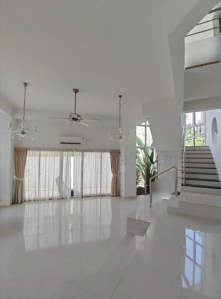 Freehold Semi D in Jalan Tua Kong East Coast, East Coast / Marine Parade, 5 Bedrooms, 2,928 sqft, Semi-Detached House For Sale, by Chew Ling Ling 周鈴鈴, 500254766 - Living Room - PropertyGuru.com.sg