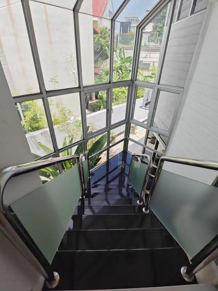 Freehold Semi D in Jalan Tua Kong East Coast, East Coast / Marine Parade, 5 Bedrooms, 2,928 sqft, Semi-Detached House For Sale, by Chew Ling Ling 周鈴鈴, 500254766 - Interior - PropertyGuru.com.sg