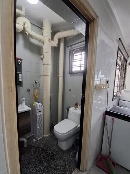 88 Telok Blangah Heights, 88 Telok Blangah Heights, Harbourfront / Telok Blangah, Room Rental, 120 sqft, HDB Flat For Rent, by JOE NG, 500254770 - Bathroom - PropertyGuru.com.sg