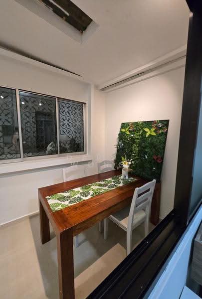 Lorong Melayu, Bedok / Upper East Coast, Room Rental, 150 sqft, Terraced House For Rent, by Daryl Wong, 500254779 - Dining Room - PropertyGuru.com.sg