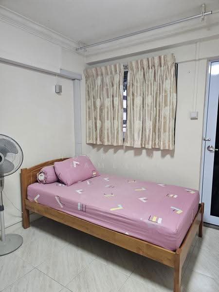 460 Tampines Street 42, 460 Tampines Street 42, Pasir Ris / Tampines, Room Rental, 250 sqft, HDB Flat For Rent, by Nooria A Hameed, 500254786 - Bedroom - PropertyGuru.com.sg