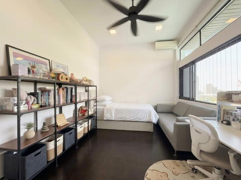 Clementi Park, 127 Sunset Way, Clementi Park / Upper Bukit Timah, 3 Bedrooms, 1,722 sqft, Condominium For Sale, by Jan Tan, 500254789 - 2nd Bedroom - PropertyGuru.com.sg