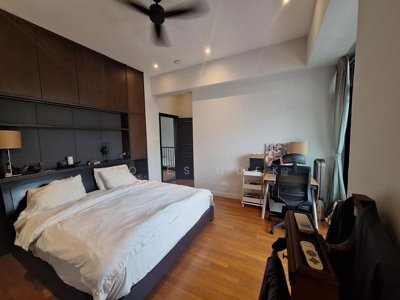Exquisite High-Floor Loft Living. Rare 4Bedder Hidden Gem in Prime D9, Kim Yam Road, Orchard / River Valley, 4 Bedrooms, 2,530 sqft, Condominium For Sale, by Moses Quek, 500254795 - Bedroom - PropertyGuru.com.sg