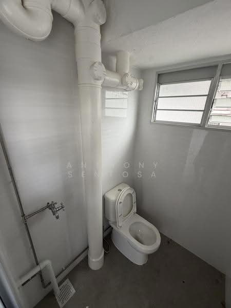 157 Ang Mo Kio Avenue 4, 157 Ang Mo Kio Avenue 4, Ang Mo Kio / Bishan / Thomson, 2 Bedrooms, 861 sqft, HDB Flat For Rent, by Anthony Sentosa, 500254803 - Bathroom - PropertyGuru.com.sg