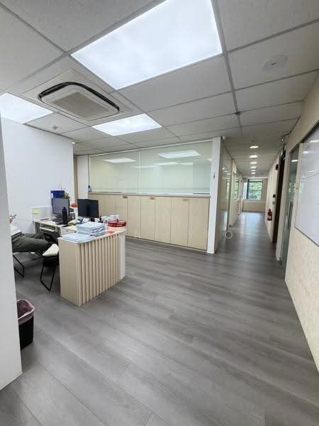 Office Space For Lease In Central Business District, Carpenter Street, Boat Quay / Raffles Place / Marina, 2,583 sqft, Office For Rent, by Shane Yeo, 500254843 - Corridor - CommercialGuru.com.sg