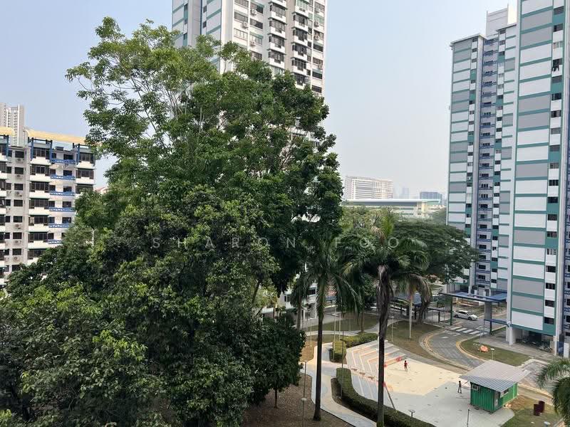 98 Whampoa Drive, 98 Whampoa Drive, Balestier / Toa Payoh, 2 Bedrooms, 700 sqft, HDB Flat For Sale, by Sharon Foo, 500254879 - View from Entrance - PropertyGuru.com.sg