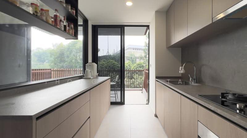 KI Residences At Brookvale, 16 Brookvale Drive, Clementi Park / Upper Bukit Timah, 3 Bedrooms, 1,173 sqft, Condominium For Sale, by Thong Seck Tan, 500254884 - Kitchen - PropertyGuru.com.sg