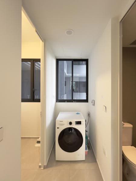 KI Residences At Brookvale, 16 Brookvale Drive, Clementi Park / Upper Bukit Timah, 3 Bedrooms, 1,173 sqft, Condominium For Sale, by Thong Seck Tan, 500254884 - Bathroom - PropertyGuru.com.sg