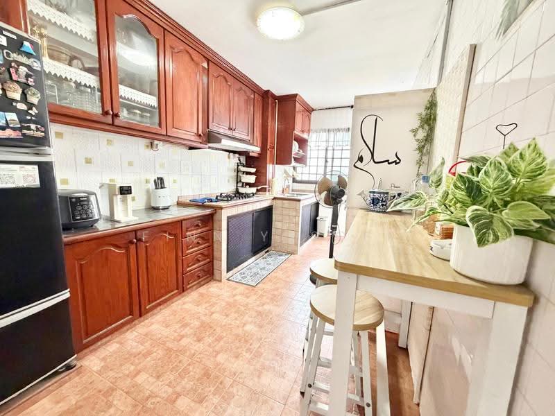 53 Teban Gardens Road, 53 Teban Gardens Road, Boon Lay / Jurong / Tuas, 3 Bedrooms, 890 sqft, HDB Flat For Sale, by Finn Yusoff, 500254898 - Kitchen - PropertyGuru.com.sg