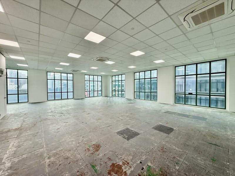High Ceiling Office/Aesthetic Clinic/Commercial School Space @ Robertson Quay | Ample Light, Orchard / River Valley, 3,196 sqft, Other Retail For Rent, by Sean Pang, 500254911 - Interior - CommercialGuru.com.sg