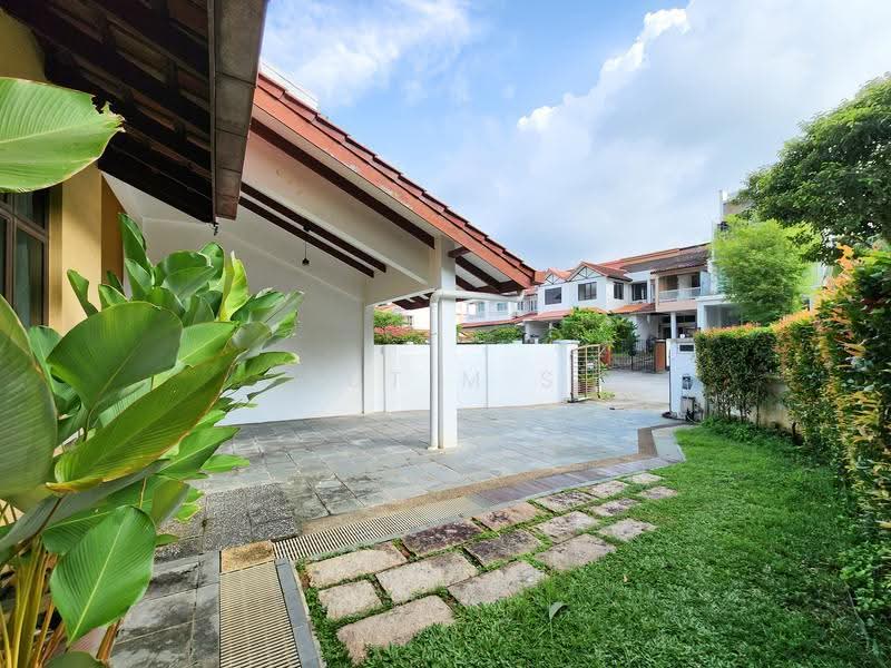 2-Sty Land Size 4564sqft @ Seletar / Yio Chu Kang, Seletar / Yio Chu Kang, 5 Bedrooms, 2,890 sqft, Corner Terrace For Sale, by Sut M S, 500254935 - Exterior - PropertyGuru.com.sg