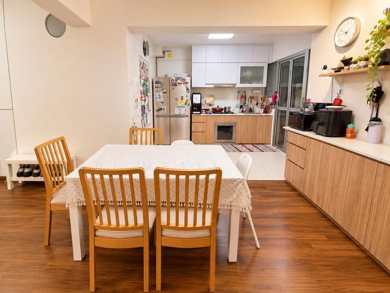 229B Sumang Lane, 229B Sumang Lane, Hougang / Punggol / Sengkang, 3 Bedrooms, 1,001 sqft, HDB Flat For Sale, by Adi Mesti Jadi, 500254961 - Dining Room - PropertyGuru.com.sg
