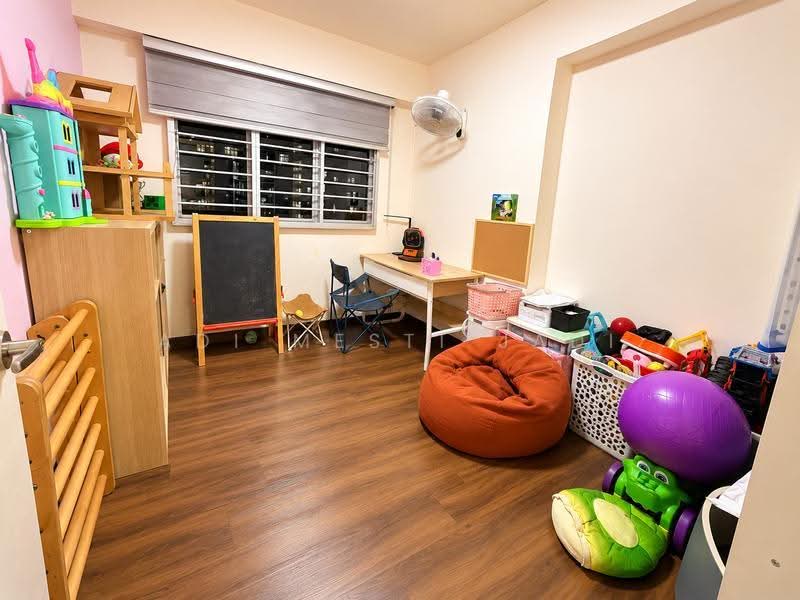 229B Sumang Lane, 229B Sumang Lane, Hougang / Punggol / Sengkang, 3 Bedrooms, 1,001 sqft, HDB Flat For Sale, by Adi Mesti Jadi, 500254961 - Study - PropertyGuru.com.sg
