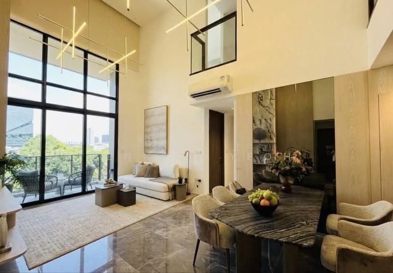 FREEHOLD PENTHOUSE <$2000 PSF, Buona Vista / West Coast / Clementi New Town, 3 Bedrooms, 1,335 sqft, Condominium For Sale, by Kenneth Yeoh, 500254964 - Living Room - PropertyGuru.com.sg