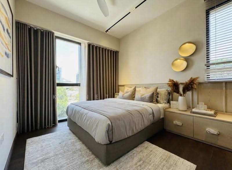 FREEHOLD PENTHOUSE <$2000 PSF, Buona Vista / West Coast / Clementi New Town, 3 Bedrooms, 1,335 sqft, Condominium For Sale, by Kenneth Yeoh, 500254964 - Bedroom - PropertyGuru.com.sg