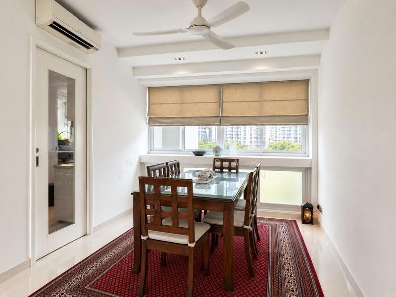 The Esparis, 9B Pasir Ris Drive 4, Pasir Ris / Tampines, 4 Bedrooms, 1,464 sqft, Condominium For Sale, by Nadzirah Zainuddin, 500254966 - Dining Room - PropertyGuru.com.sg