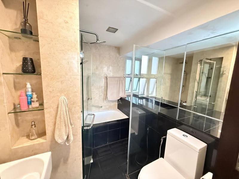 Grandeur 8, 14 Ang Mo Kio Central 3, Ang Mo Kio / Bishan / Thomson, 3 Bedrooms, 1,227 sqft, Condominium For Sale, by S Jonathan, 500254994 - Bathroom - PropertyGuru.com.sg