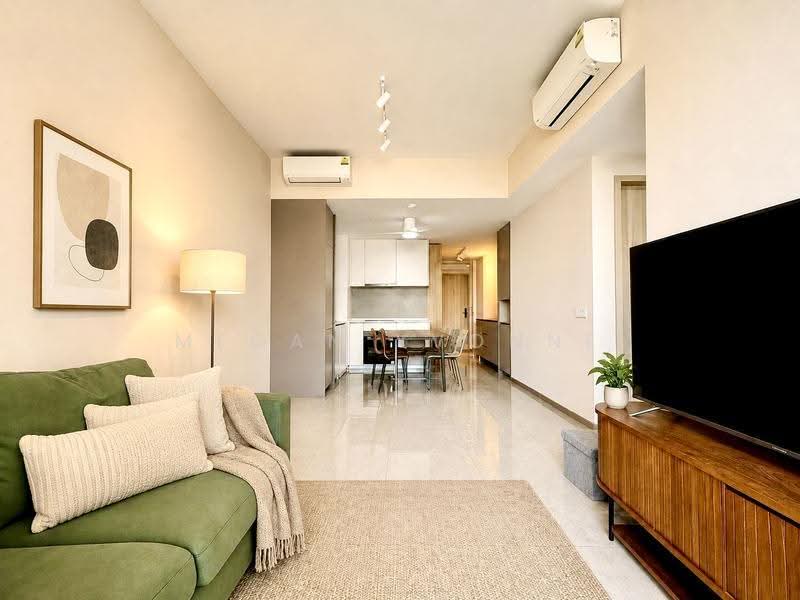 Sengkang Grand Residences, 82 Compassvale Bow, Hougang / Punggol / Sengkang, 2 Bedrooms, 764 sqft, Condominium For Sale, by Megan Yvonne, 500254997 - Living Room - PropertyGuru.com.sg