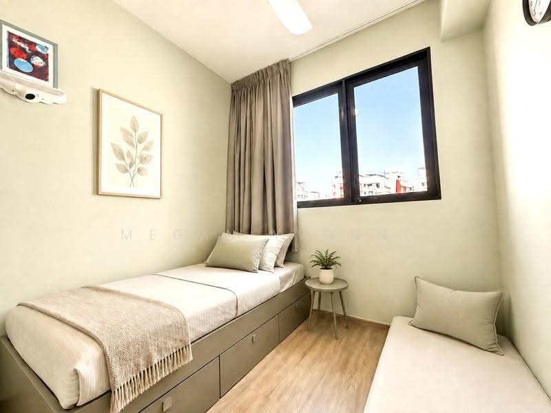 Sengkang Grand Residences, 82 Compassvale Bow, Hougang / Punggol / Sengkang, 2 Bedrooms, 764 sqft, Condominium For Sale, by Megan Yvonne, 500254997 - Bedroom - PropertyGuru.com.sg