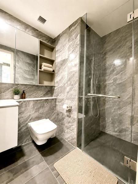 Sengkang Grand Residences, 82 Compassvale Bow, Hougang / Punggol / Sengkang, 2 Bedrooms, 764 sqft, Condominium For Sale, by Megan Yvonne, 500254997 - Bathroom - PropertyGuru.com.sg