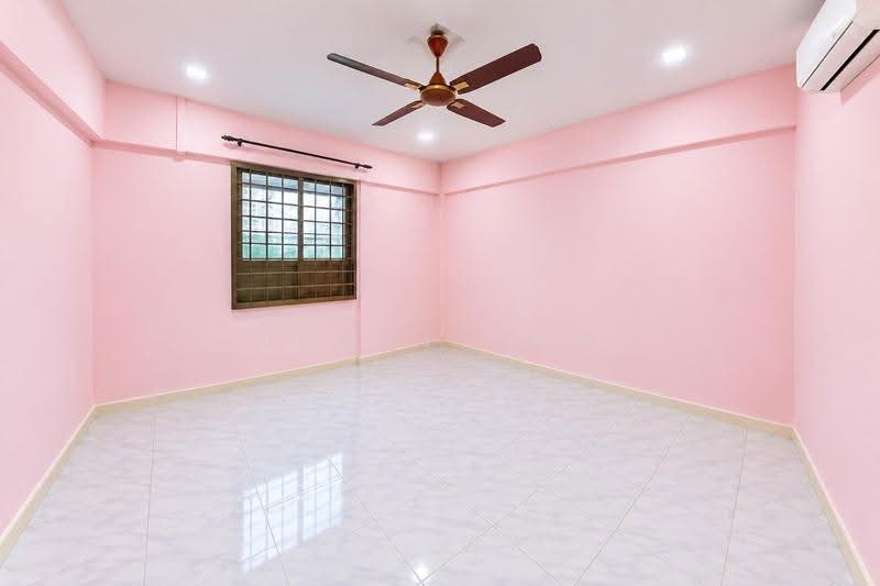 587 Ang Mo Kio Avenue 3, Ang Mo Kio Avenue 3, 2 Bedrooms, 721 sqft, HDB Flat For Sale, by Jenny Lum, 500255002 - Interior - PropertyGuru.com.sg
