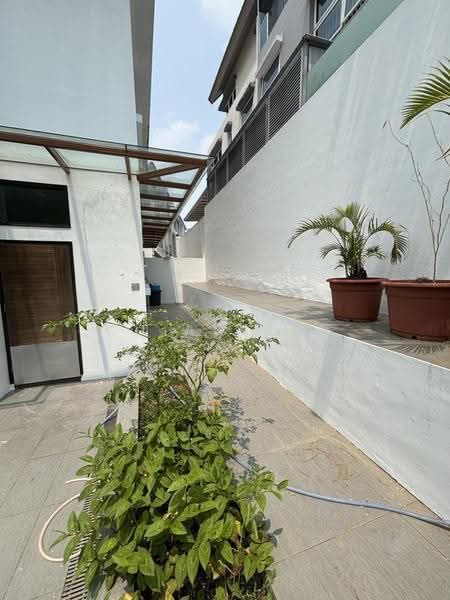 WakHassan Place, Wak Hassan Place, Sembawang / Yishun, 6 Bedrooms, 7,335 sqft, Semi-Detached House For Rent, by Chian Poh, 500255004 - PropertyGuru.com.sg