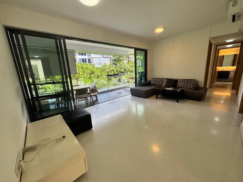 Hedges Park Condominium, 71 Flora Drive, Changi Airport / Changi Village, 3 Bedrooms, 1,076 sqft, Condominium For Sale, by Alan Tian, 500255009 - Living Room - PropertyGuru.com.sg
