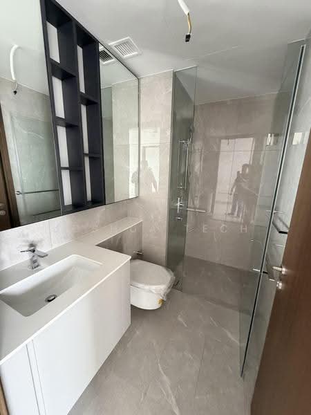 Grand Dunman, 18 Dunman Road, East Coast / Marine Parade, 2 Bedrooms, 667 sqft, Condominium For Rent, by Joshua Tech, 500255025 - Bathroom - PropertyGuru.com.sg