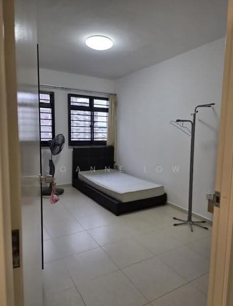658B Jurong West Street 65, 658B Jurong West Street 65, Boon Lay / Jurong / Tuas, 3 Bedrooms, 1,184 sqft, HDB Flat For Rent, by Joanne Low, 500255058 - Bedroom - PropertyGuru.com.sg