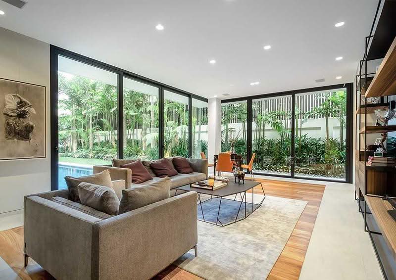 Cluny | Dalvey | Nassim • RARE LAND • Green Views, Absolute Privacy!!, Cluny | Dalvey | Nassim, Tanglin / Holland / Bukit Timah, 8 Bedrooms, 3,500 sqft, Good Class Bungalow For Sale, by Martin Goh 吴伟楠, 500255060 - Living Room - PropertyGuru.com.sg