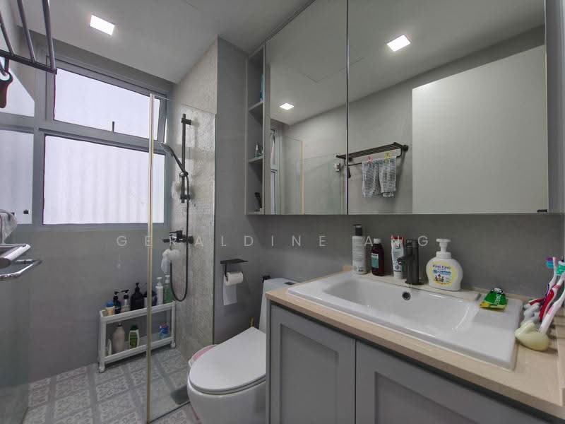 Ecopolitan, Punggol Walk, Hougang / Punggol / Sengkang, 4 Bedrooms, 1,367 sqft, Condominium For Rent, by Geraldine Ang, 500255067 - Bathroom - PropertyGuru.com.sg