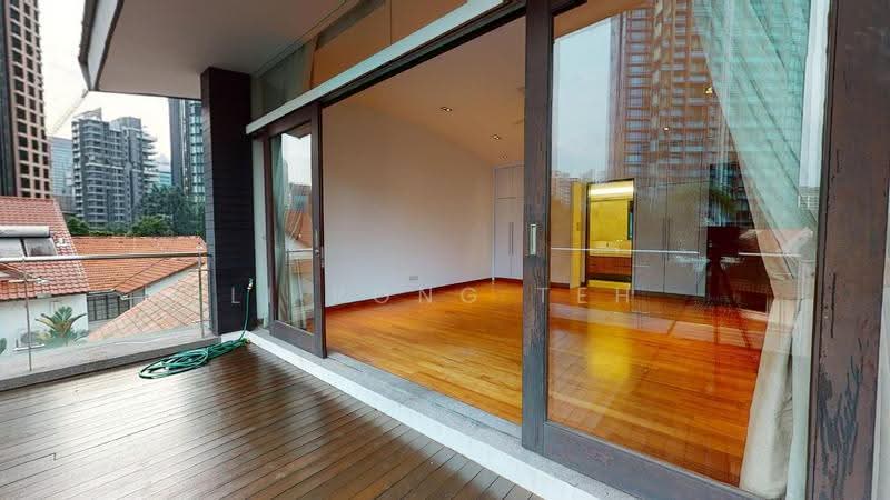 PRESTIGE ORCHARD ONE TREE HILL LOCATION! BUNGALOW FOR RENT!, Tomlinson Road / Orchard Boulevard / One Tree Hill / Cuscaden Road, Tanglin / Holland / Bukit Timah, 6 Bedrooms, 6,780 sqft, Bungalow House For Rent, by Li Rong Teh, 500255068 - Balcony - PropertyGuru.com.sg