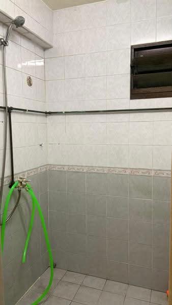 13 Telok Blangah Crescent, 13 Telok Blangah Crescent, Harbourfront / Telok Blangah, 3 Bedrooms, 818 sqft, HDB Flat For Sale, by Evelyn Toh, 500255091 - Bathroom - PropertyGuru.com.sg