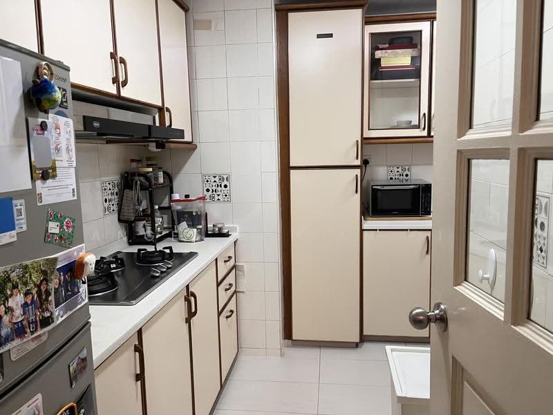 Harbour View Towers, 21 Telok Blangah Drive, Harbourfront / Telok Blangah, 2 Bedrooms, 796 sqft, Condominium For Rent, by Angel Koh An Qi, 500255094 - Kitchen - PropertyGuru.com.sg
