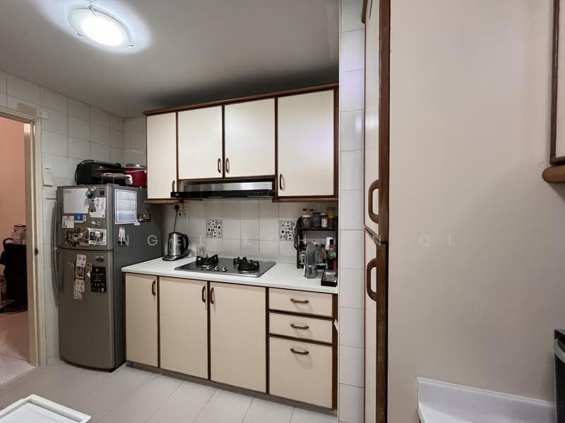 Harbour View Towers, 21 Telok Blangah Drive, Harbourfront / Telok Blangah, 2 Bedrooms, 796 sqft, Condominium For Rent, by Angel Koh An Qi, 500255094 - Kitchen - PropertyGuru.com.sg