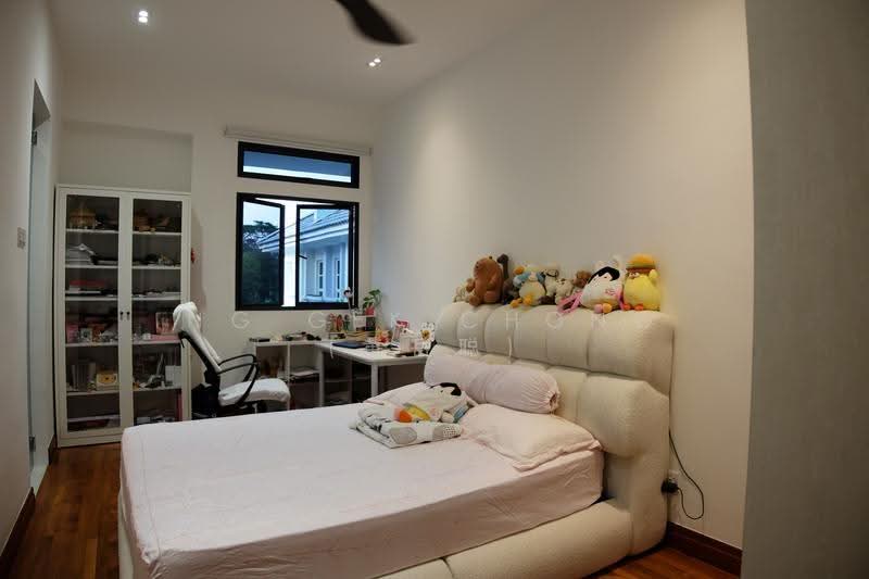 Holland Grove, Holland Grove View, Tanglin / Holland / Bukit Timah, 4 Bedrooms, 2,250 sqft, Semi-Detached House For Sale, by Ng Gek Chong (黄岳聪), 500255096 - Bedroom - PropertyGuru.com.sg