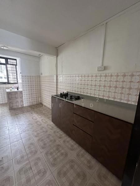 125 Lorong 1 Toa Payoh, 125 Lorong 1 Toa Payoh, Balestier / Toa Payoh, 2 Bedrooms, 721 sqft, HDB Flat For Rent, by KATE, 500255114 - Kitchen - PropertyGuru.com.sg
