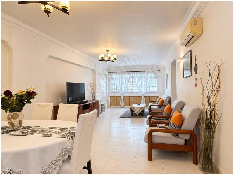 657 Jalan Tenaga, 657 Jalan Tenaga, Eunos / Geylang / Paya Lebar, 3 Bedrooms, 1,141 sqft, HDB Flat For Sale, by Ario Kusumo, 500255118 - Dining Room - PropertyGuru.com.sg
