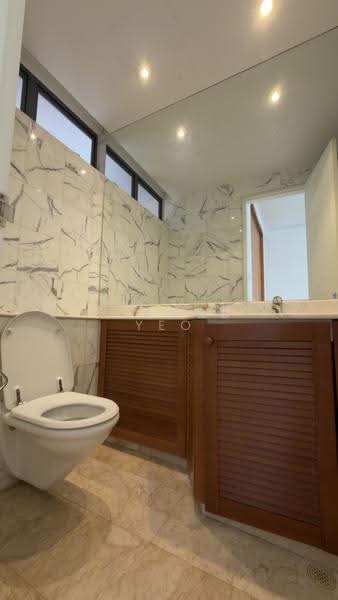72 Grange, 72 Grange Road, Tanglin / Holland / Bukit Timah, 4 Bedrooms, 3,854 sqft, Condominium For Rent, by Edward Yeo, 500255141 - Bathroom - PropertyGuru.com.sg
