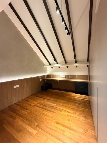 Conservation shophouse, Mosque Street, Chinatown / Tanjong Pagar, 3 Bedrooms, 1,430 sqft, Shophouse For Rent, by Josephine Sin, 500255146 - Study - PropertyGuru.com.sg