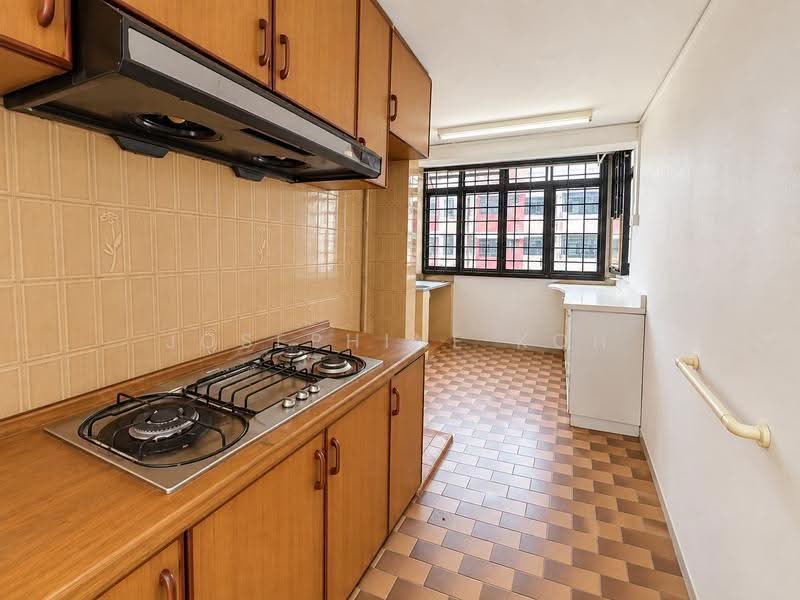 99 Commonwealth Crescent, 99 Commonwealth Crescent, Alexandra / Commonwealth, 2 Bedrooms, 592 sqft, HDB Flat For Sale, by Josephine Koh, 500255147 - Kitchen - PropertyGuru.com.sg